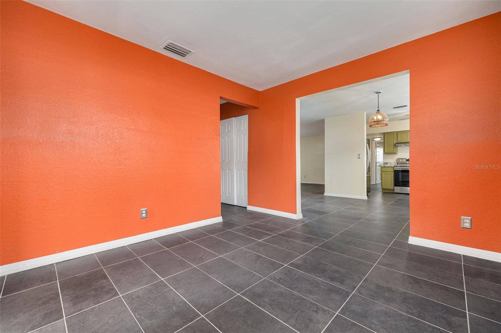 1345 39TH STREET N, St Petersburg, FL 33713