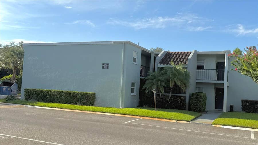 Property photo for 2830 SOMERSET PARK DRIVE, #202, Tampa, FL
