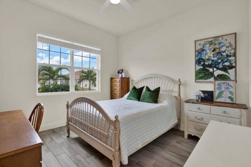 4923 PAMPLONA COURT, Wimauma, FL 33598
