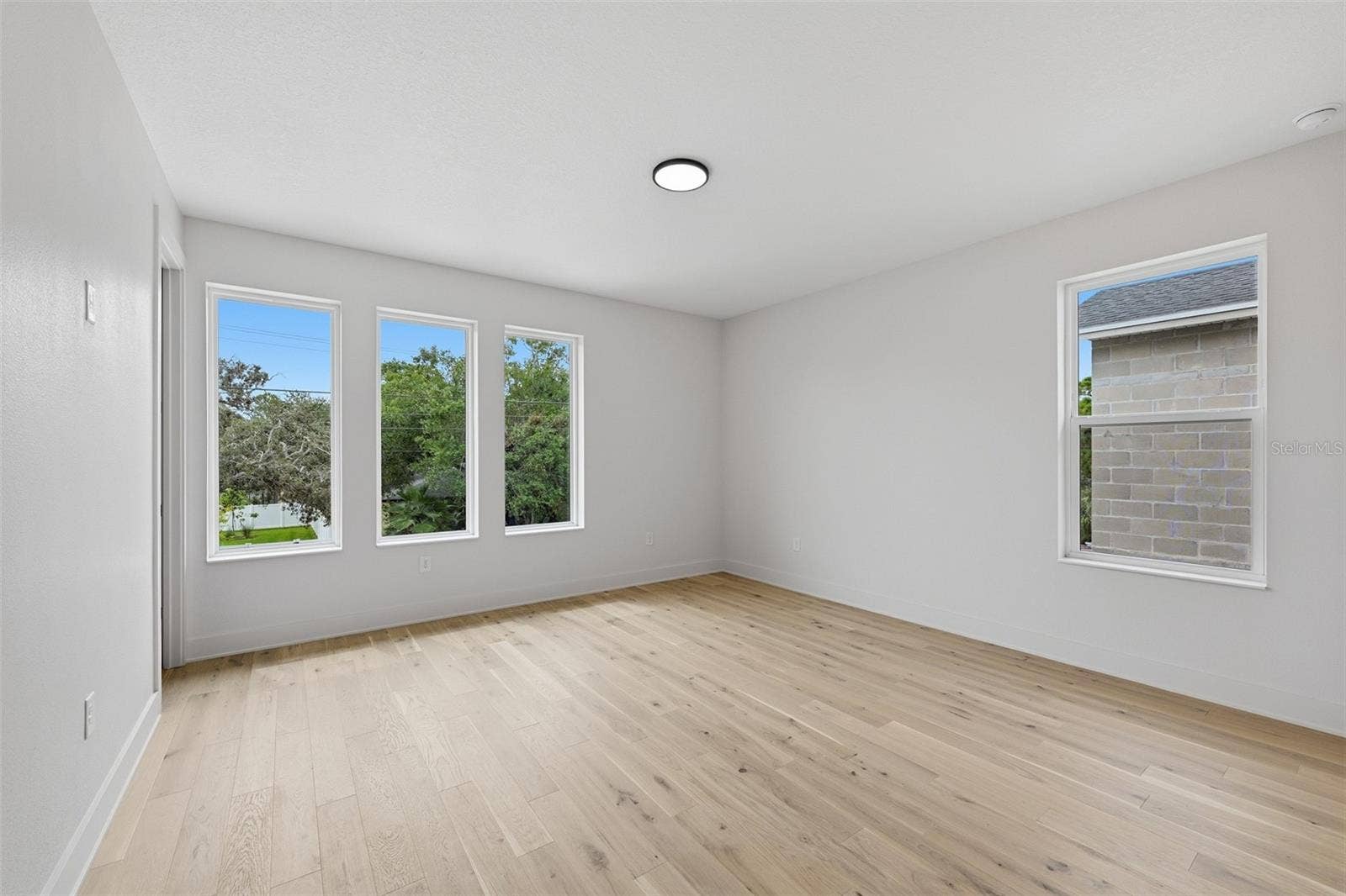 3205 W WYOMING AVENUE, Tampa, FL 33611 3205 W WYOMING AVENUE, Tampa, FL 33611