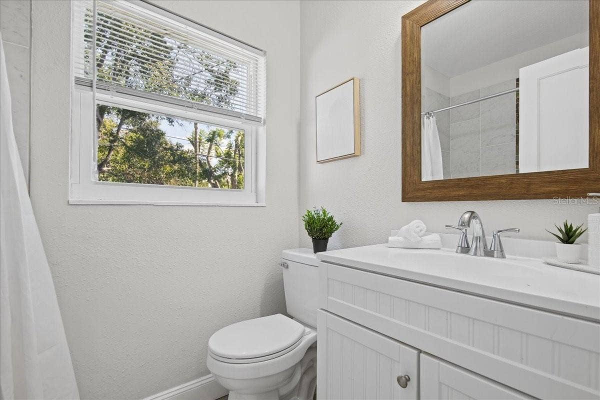 2818 UPTON STREET S, Gulfport, FL 33711 2818 UPTON STREET S, Gulfport, FL 33711