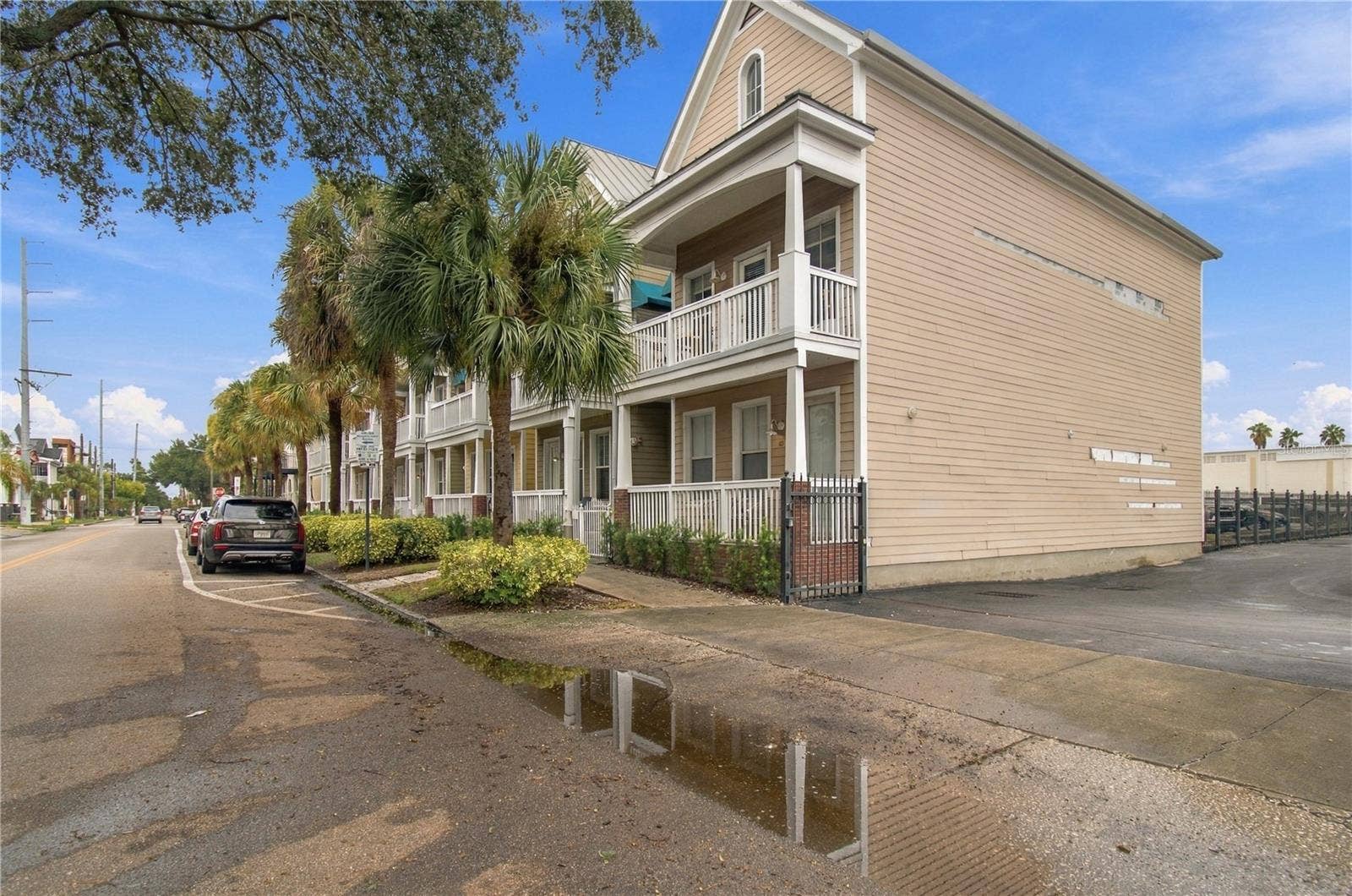 2002 E 5TH AVENUE, #214, Tampa, FL 33605 2002 E 5TH AVENUE, #214, Tampa, FL 33605