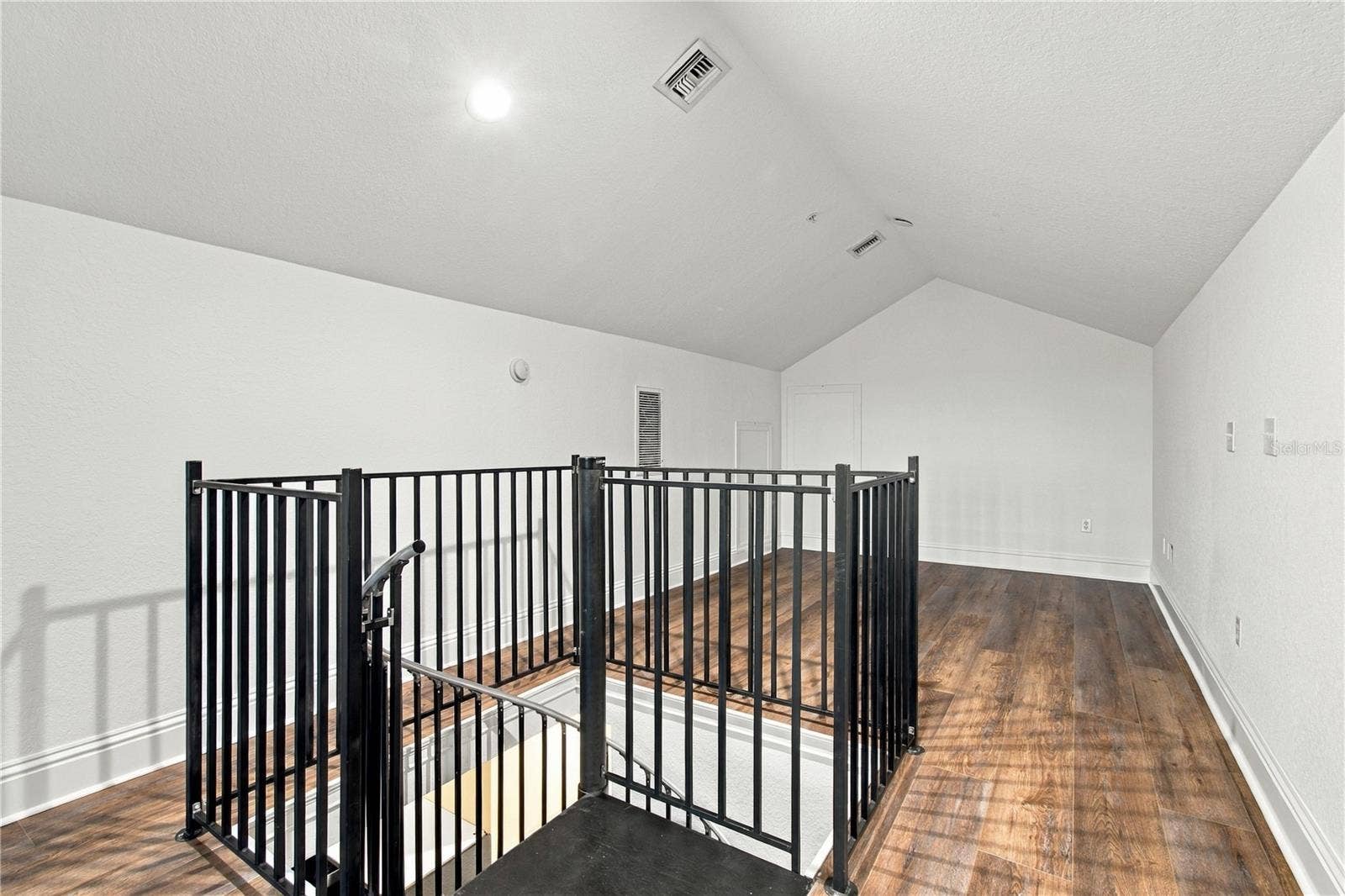 2002 E 5TH AVENUE, #214, Tampa, FL 33605 2002 E 5TH AVENUE, #214, Tampa, FL 33605