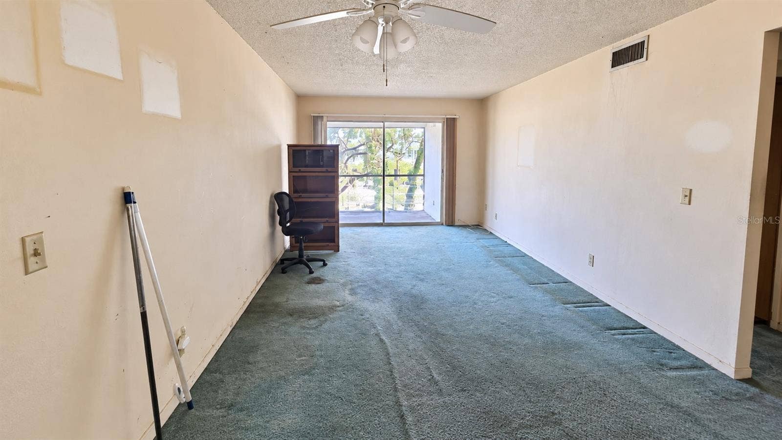 2750 E BAY DRIVE, #14C, Largo, FL 33771 2750 E BAY DRIVE, #14C, Largo, FL 33771