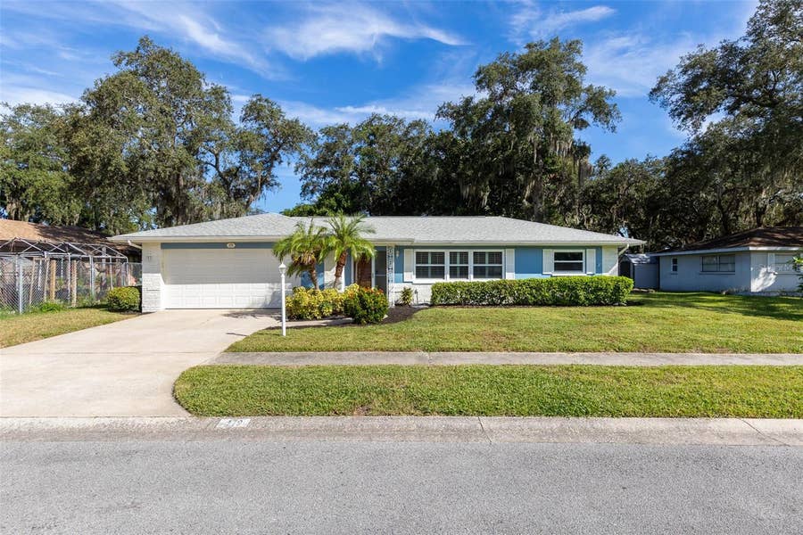 Property photo for 179 SUNSHINE DR, Palm Harbor, FL