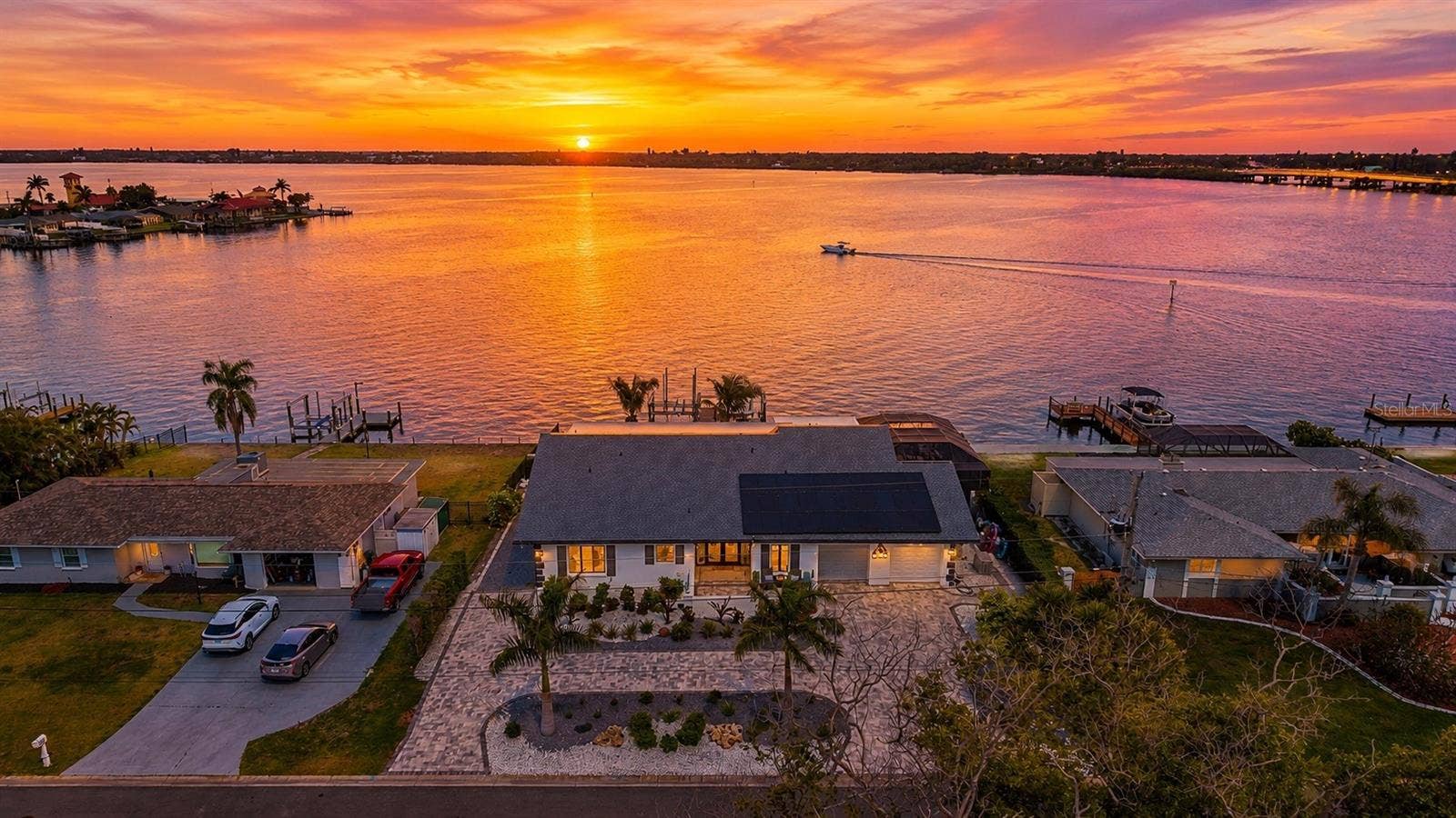 5207 BAY STATE ROAD, Palmetto, FL 34221 5207 BAY STATE ROAD, Palmetto, FL 34221