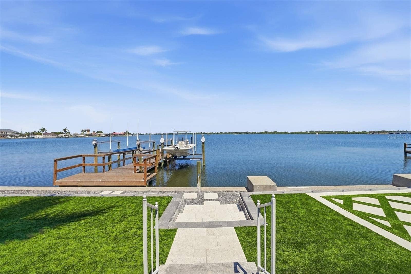5207 BAY STATE ROAD, Palmetto, FL 34221 5207 BAY STATE ROAD, Palmetto, FL 34221