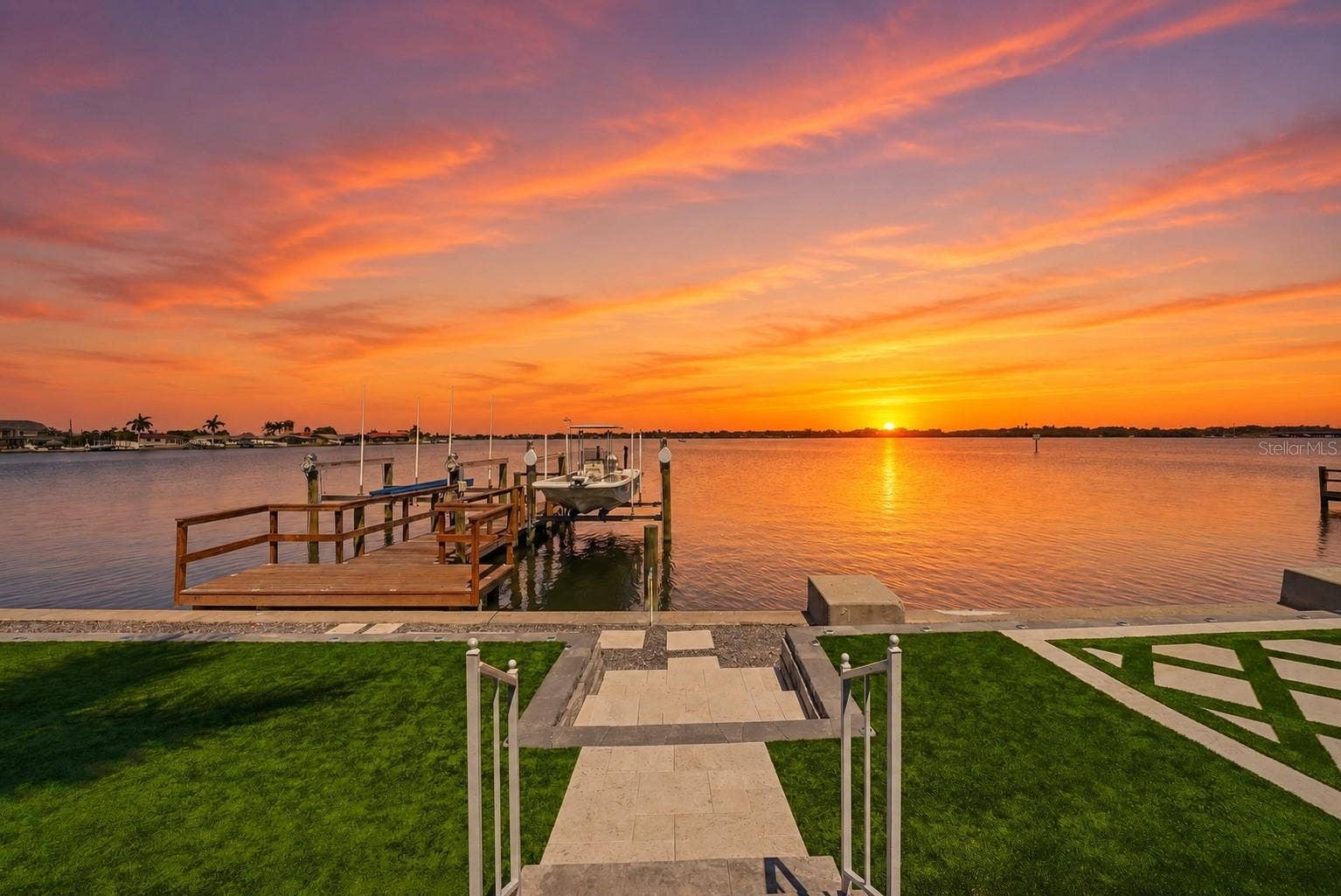 5207 BAY STATE ROAD, Palmetto, FL 34221 5207 BAY STATE ROAD, Palmetto, FL 34221