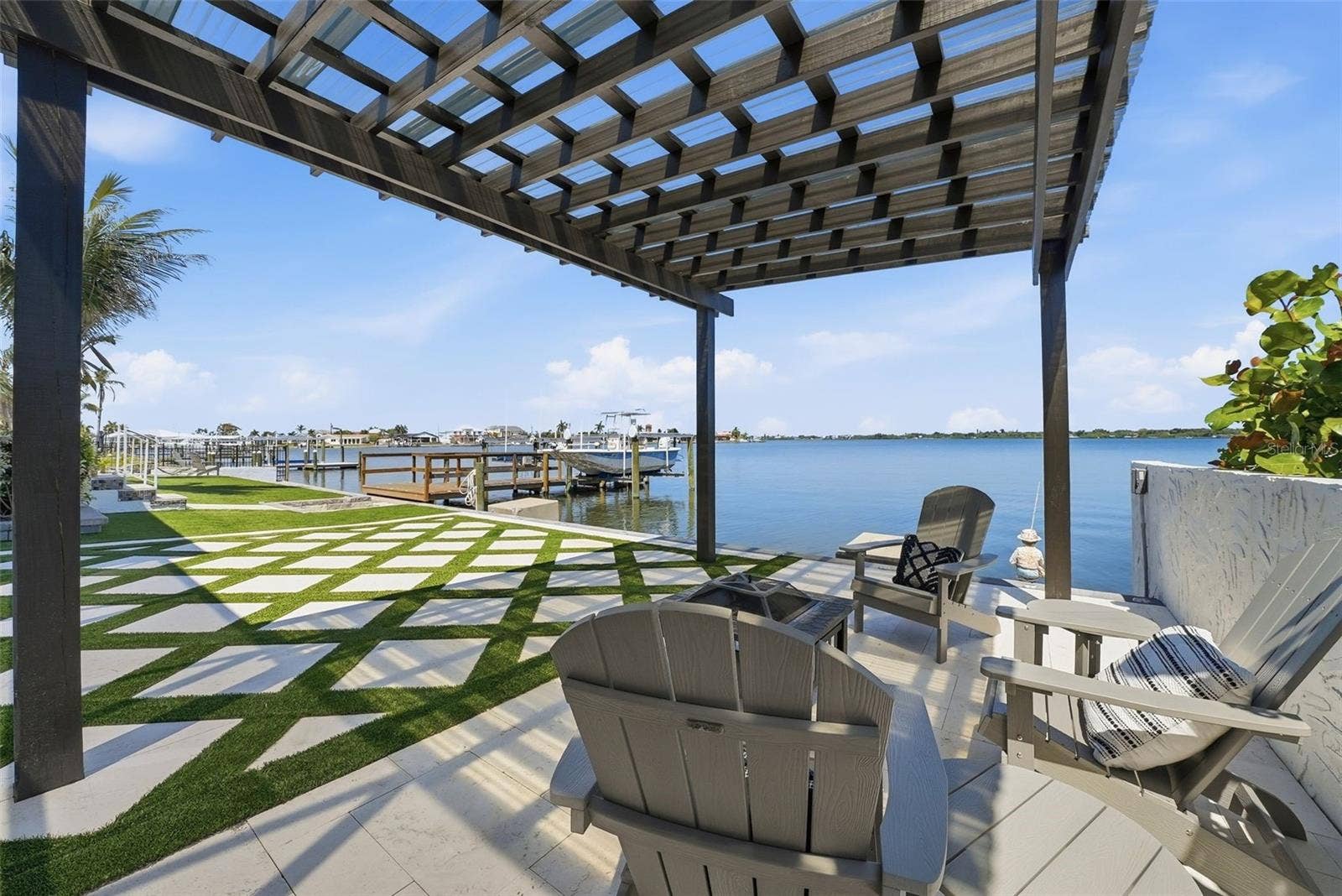 5207 BAY STATE ROAD, Palmetto, FL 34221 5207 BAY STATE ROAD, Palmetto, FL 34221