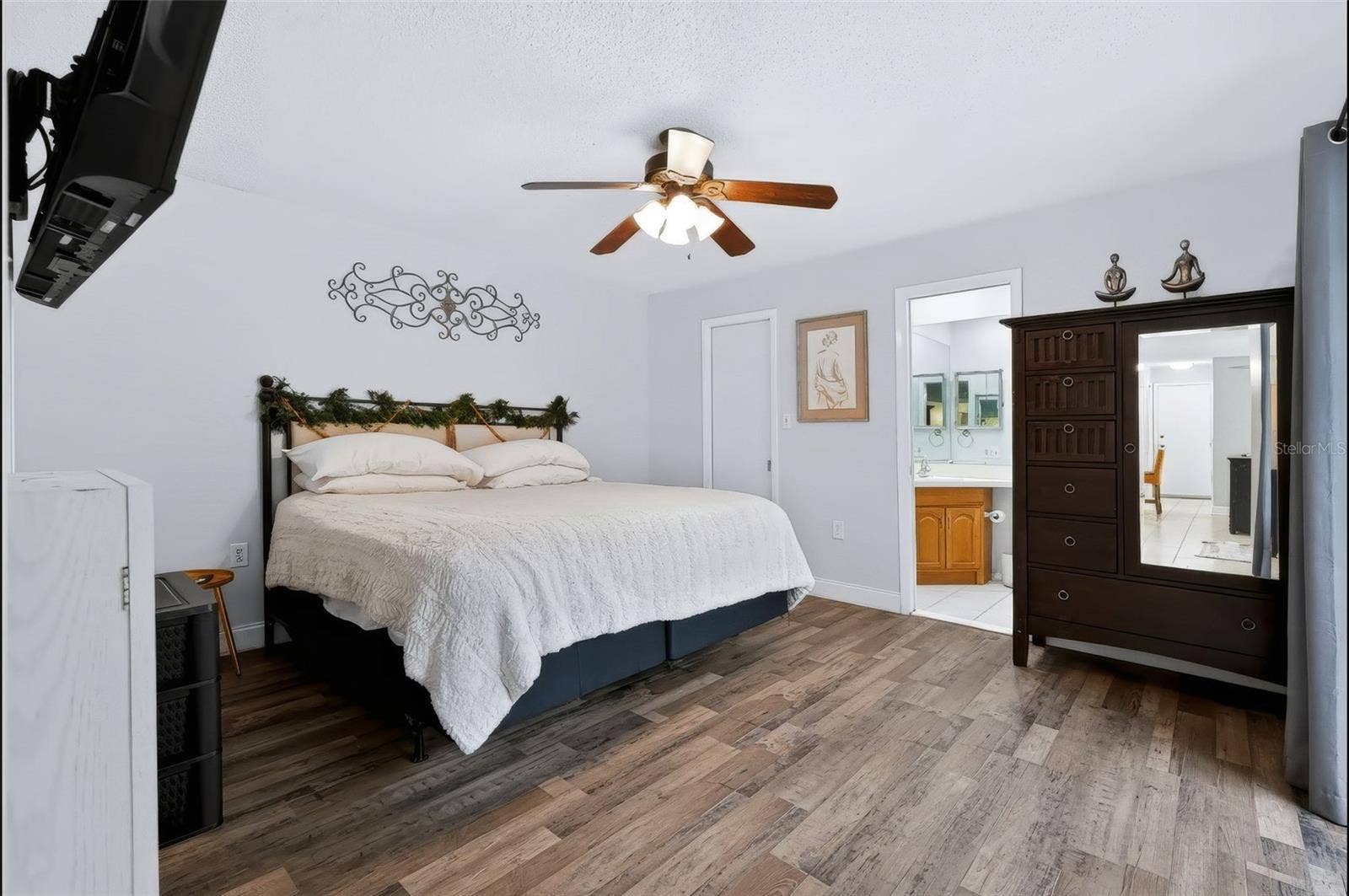 3437 DOVE HOLLOW COURT, Palm Harbor, FL 34683 3437 DOVE HOLLOW COURT, Palm Harbor, FL 34683