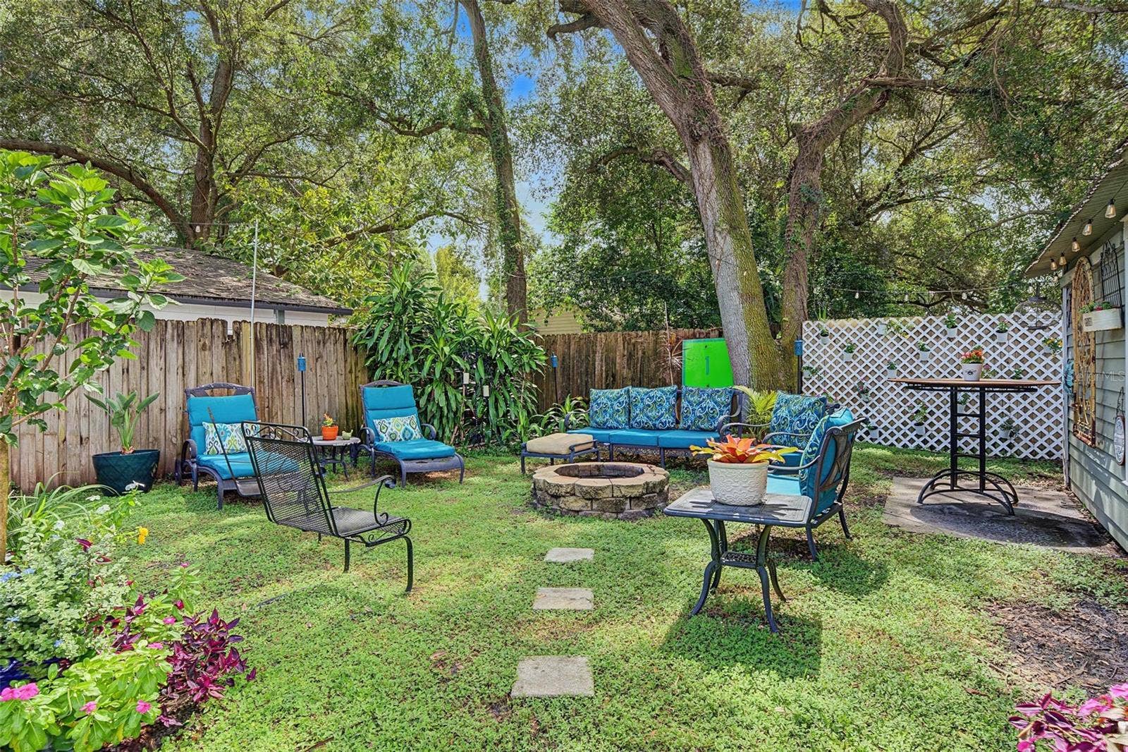 809 E FLORA STREET, Tampa, FL 33604 809 E FLORA STREET, Tampa, FL 33604