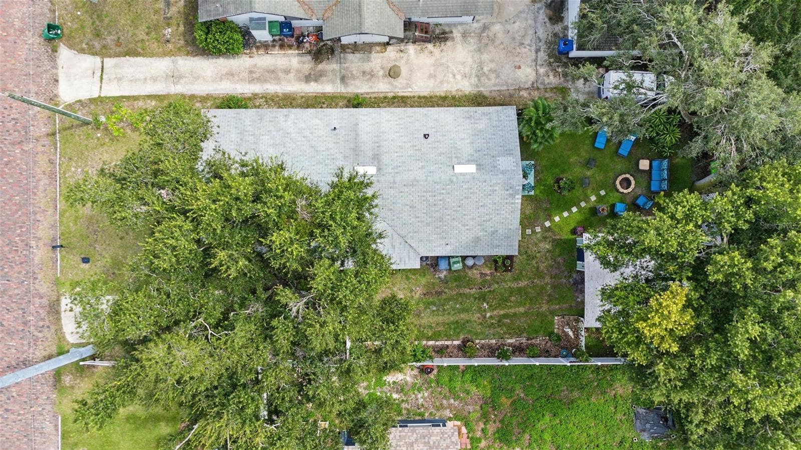 809 E FLORA STREET, Tampa, FL 33604 809 E FLORA STREET, Tampa, FL 33604