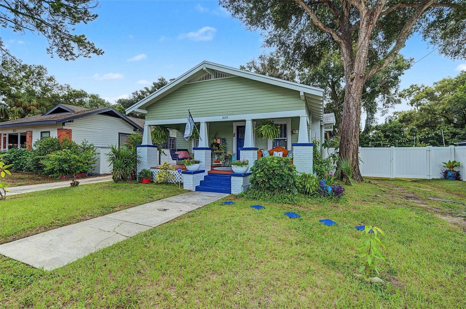809 E FLORA STREET, Tampa, FL 33604 809 E FLORA STREET, Tampa, FL 33604
