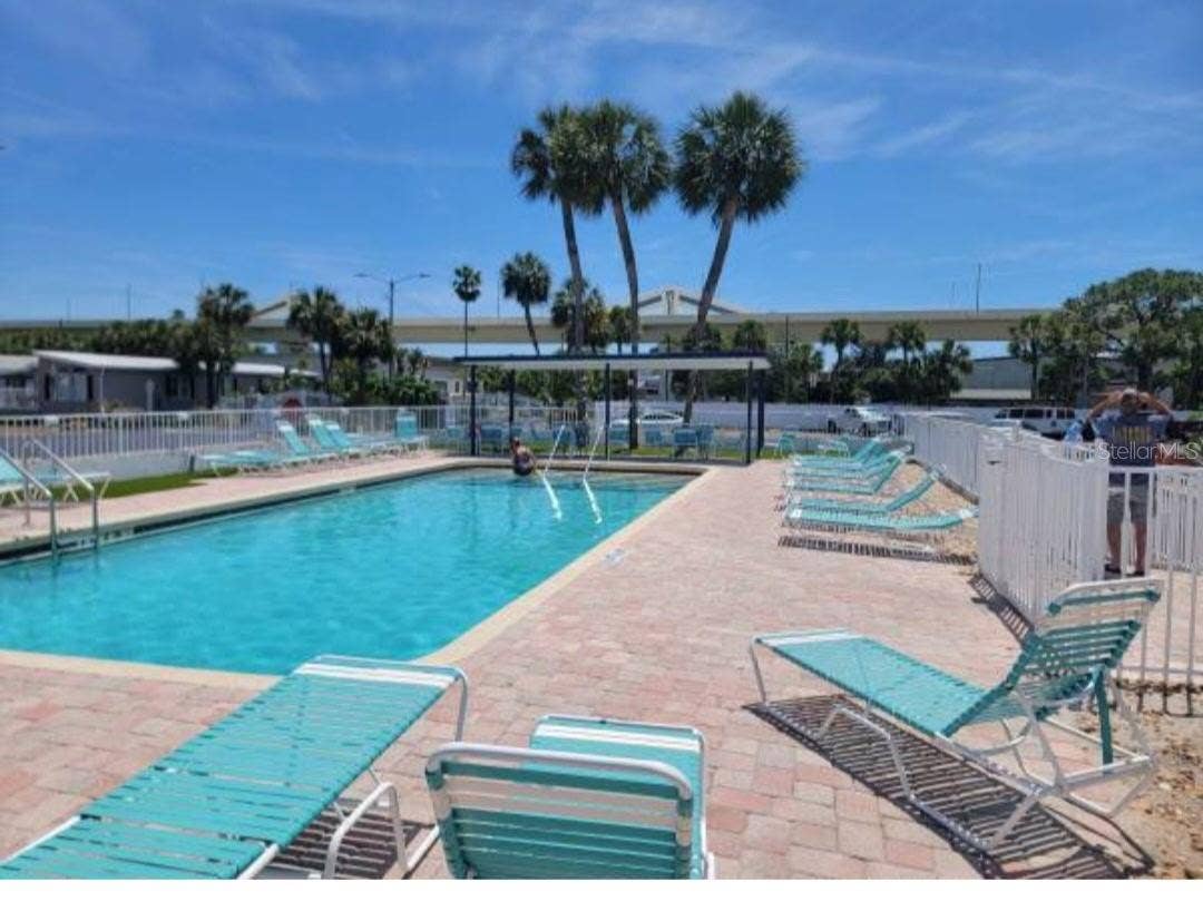 4851 W GANDY BOULEVARD, #B9L31, Tampa, FL 33611