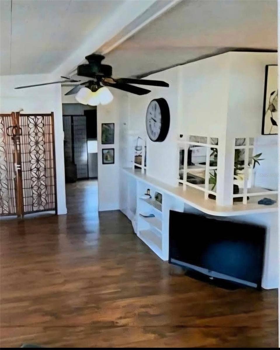 4851 W GANDY BOULEVARD, #B9L31, Tampa, FL 33611