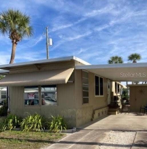 Property photo for 4851 W GANDY BOULEVARD, #B9L31, Tampa, FL
