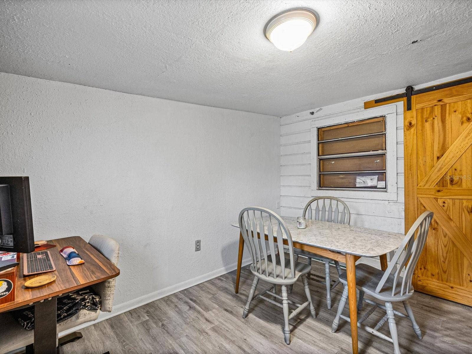 910 E ESKIMO AVENUE, Tampa, FL 33604 910 E ESKIMO AVENUE, Tampa, FL 33604