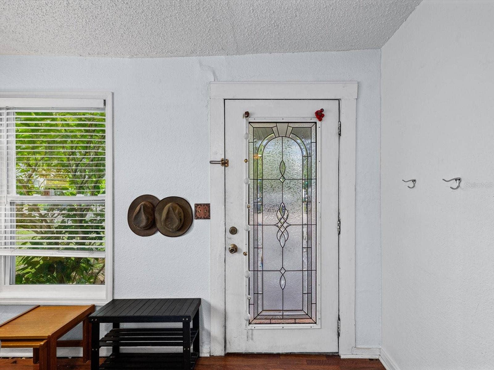 910 E ESKIMO AVENUE, Tampa, FL 33604 910 E ESKIMO AVENUE, Tampa, FL 33604