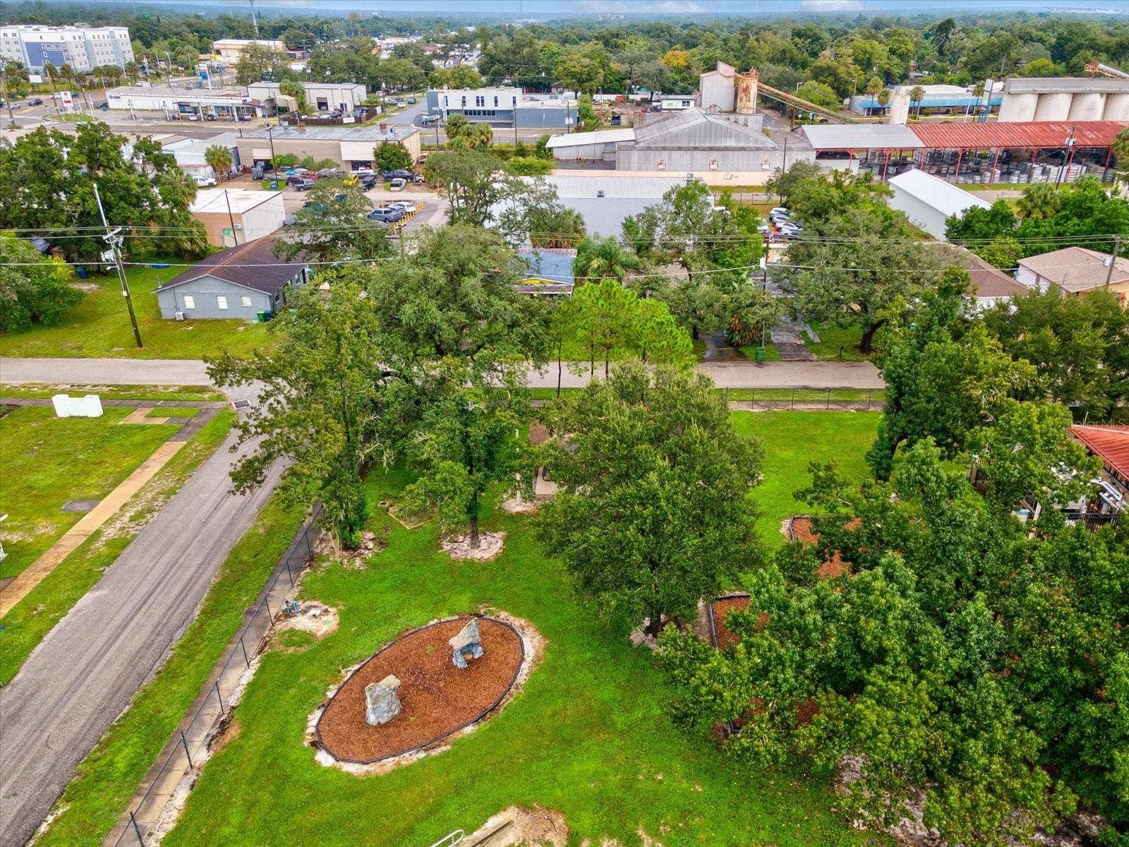 910 E ESKIMO AVENUE, Tampa, FL 33604 910 E ESKIMO AVENUE, Tampa, FL 33604