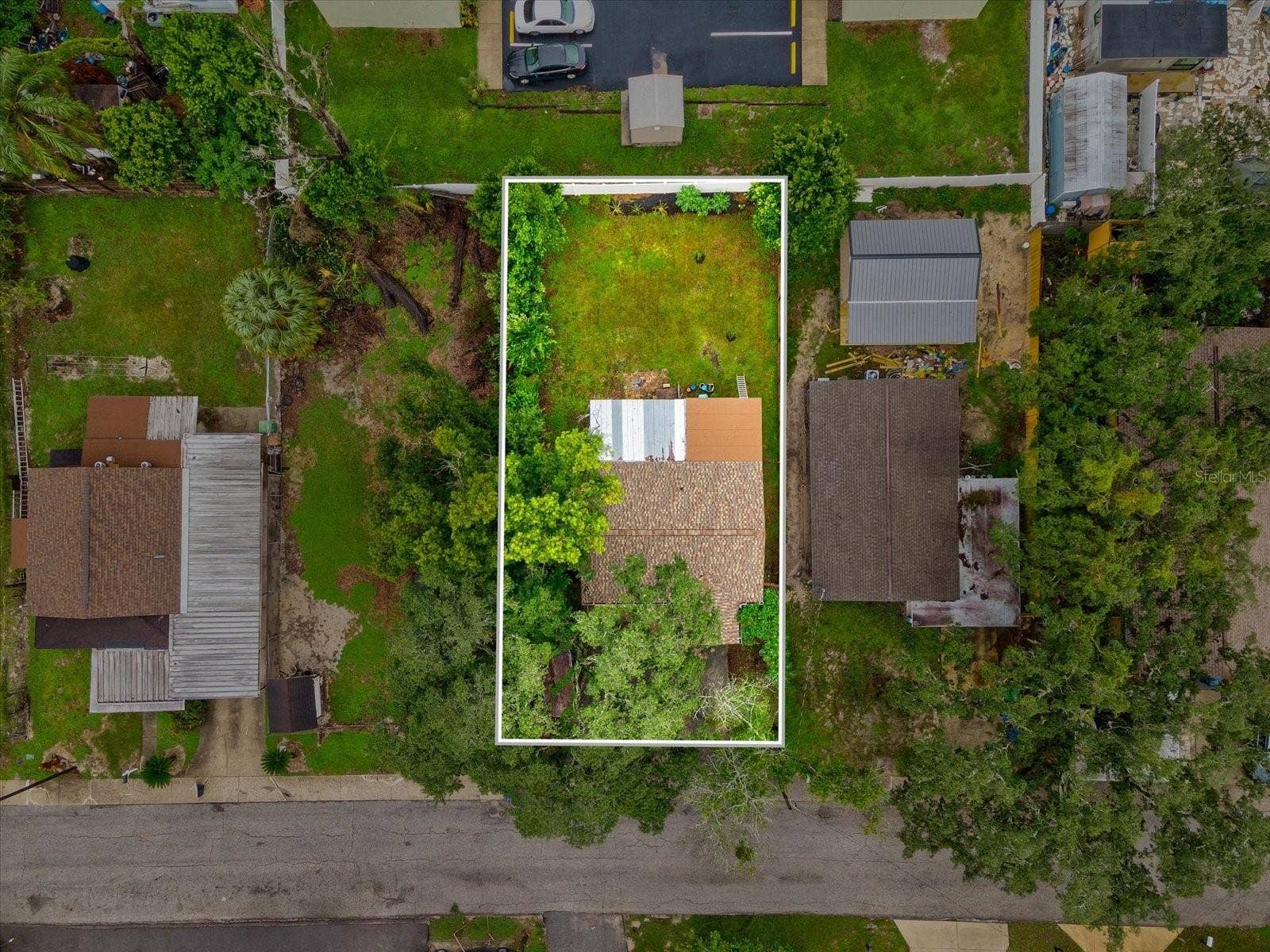 910 E ESKIMO AVENUE, Tampa, FL 33604 910 E ESKIMO AVENUE, Tampa, FL 33604