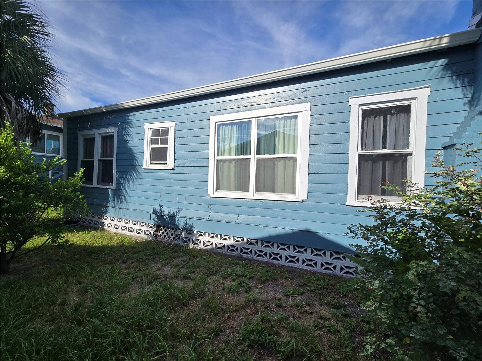 4502 9TH AVENUE S, St Petersburg, FL 33711 4502 9TH AVENUE S, St Petersburg, FL 33711
