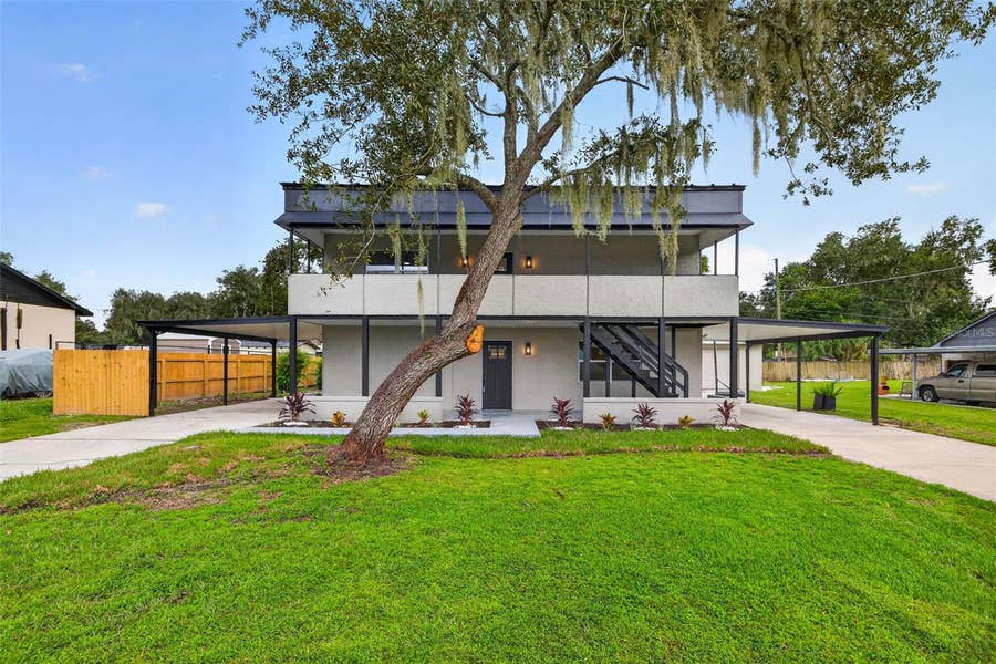 Property photo for 11317 SYLVAN GREEN LANE, Riverview, FL