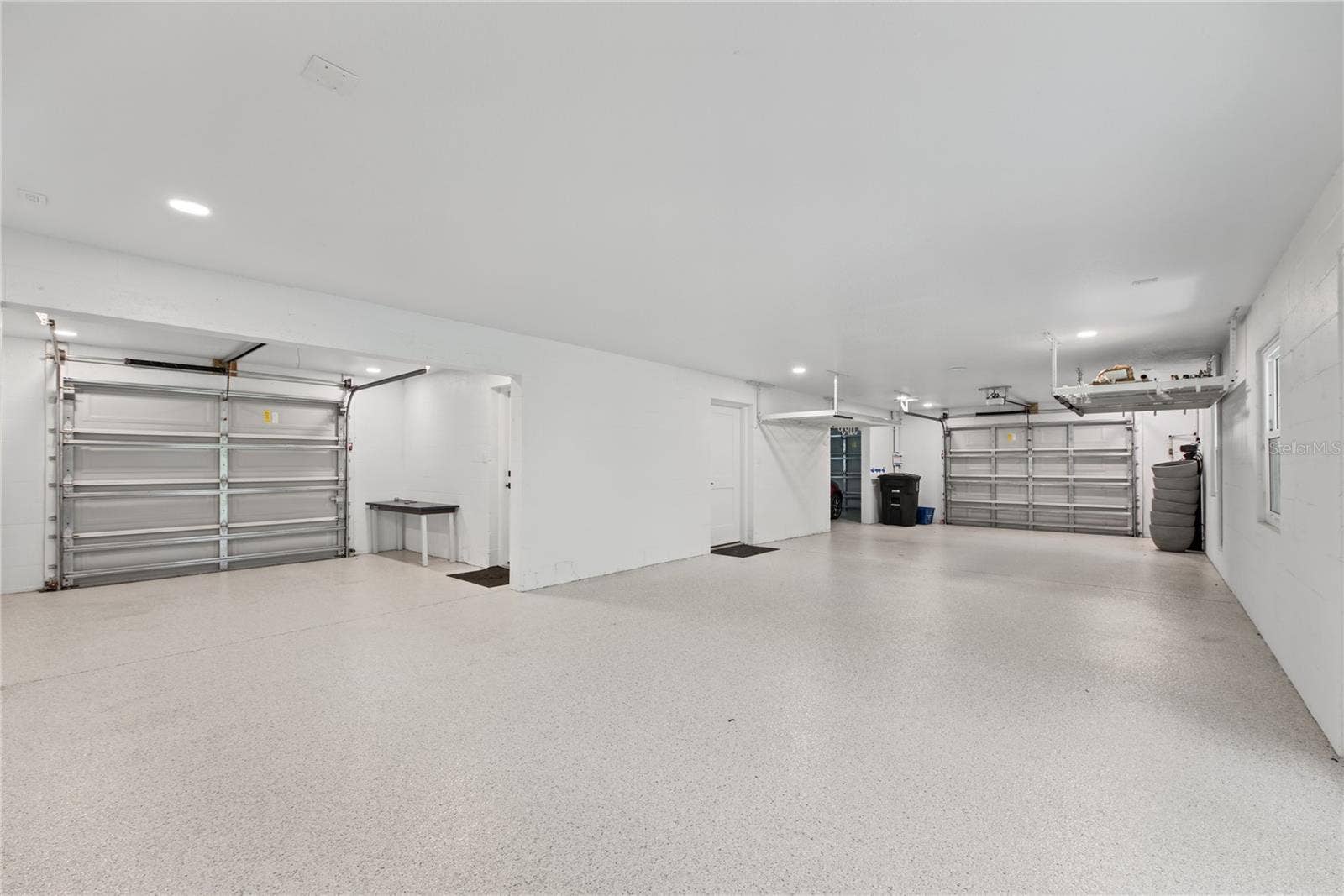 2813 KIPPS COLONY DRIVE S, Gulfport, FL 33707 2813 KIPPS COLONY DRIVE S, Gulfport, FL 33707