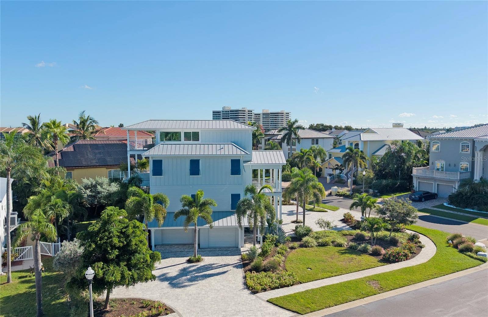 2813 KIPPS COLONY DRIVE S, Gulfport, FL 33707 2813 KIPPS COLONY DRIVE S, Gulfport, FL 33707