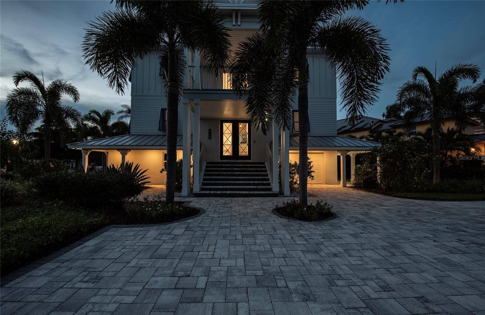 2813 KIPPS COLONY DRIVE S, Gulfport, FL 33707 2813 KIPPS COLONY DRIVE S, Gulfport, FL 33707