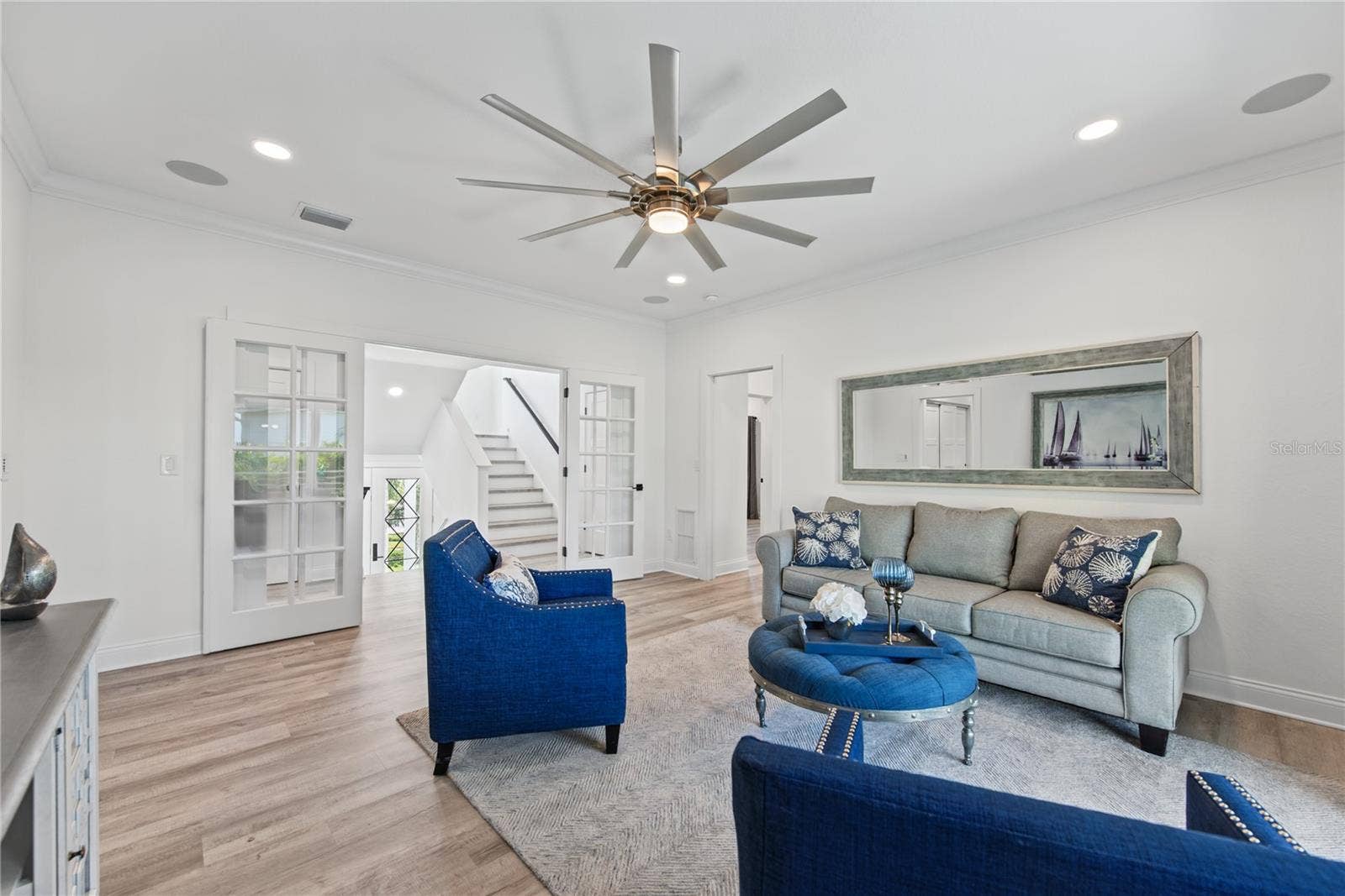 2813 KIPPS COLONY DRIVE S, Gulfport, FL 33707 2813 KIPPS COLONY DRIVE S, Gulfport, FL 33707