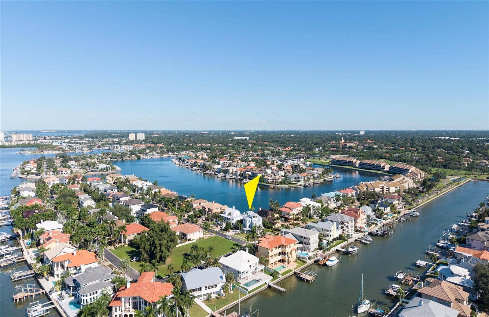 2813 KIPPS COLONY DRIVE S, Gulfport, FL 33707 2813 KIPPS COLONY DRIVE S, Gulfport, FL 33707