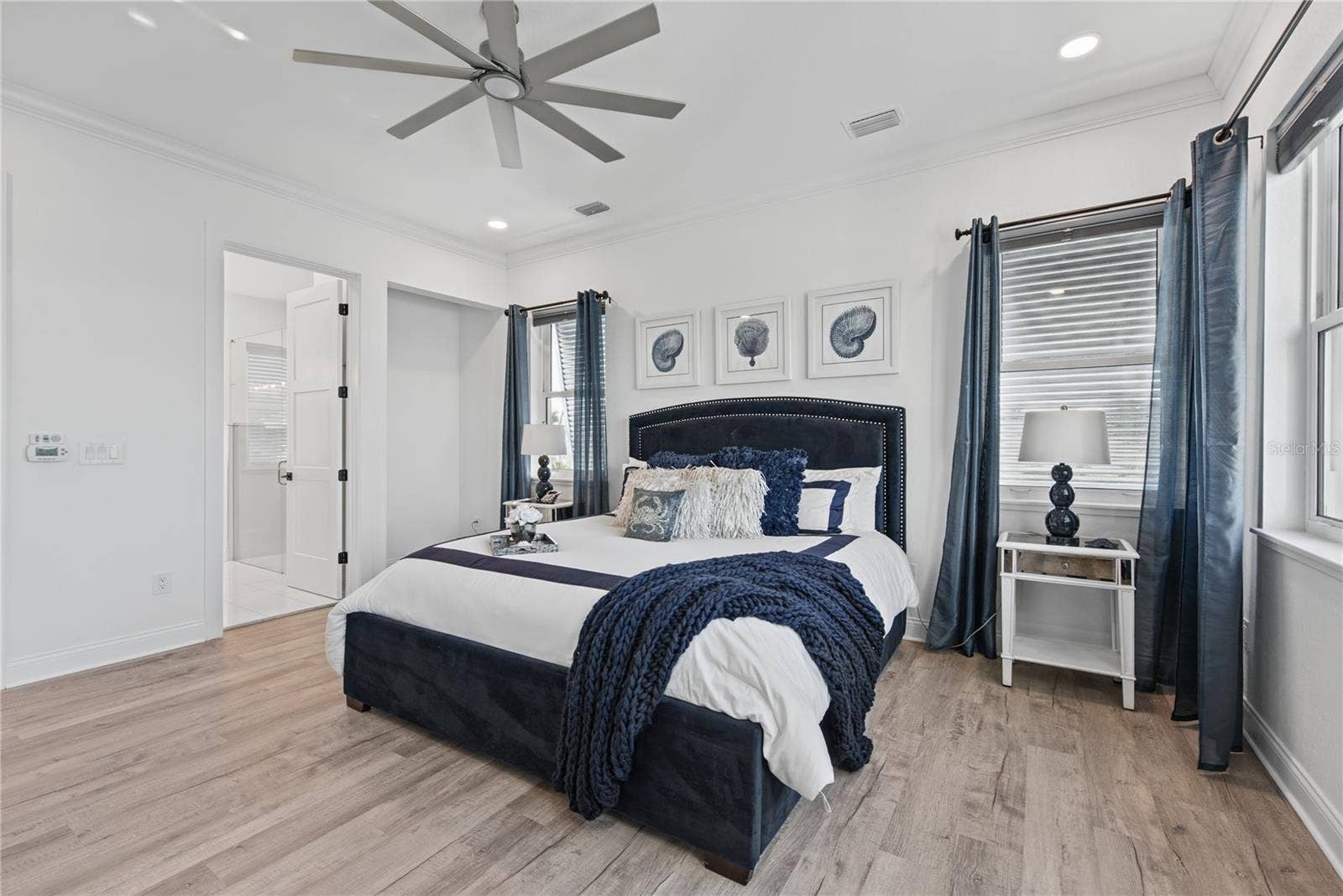 2813 KIPPS COLONY DRIVE S, Gulfport, FL 33707 2813 KIPPS COLONY DRIVE S, Gulfport, FL 33707