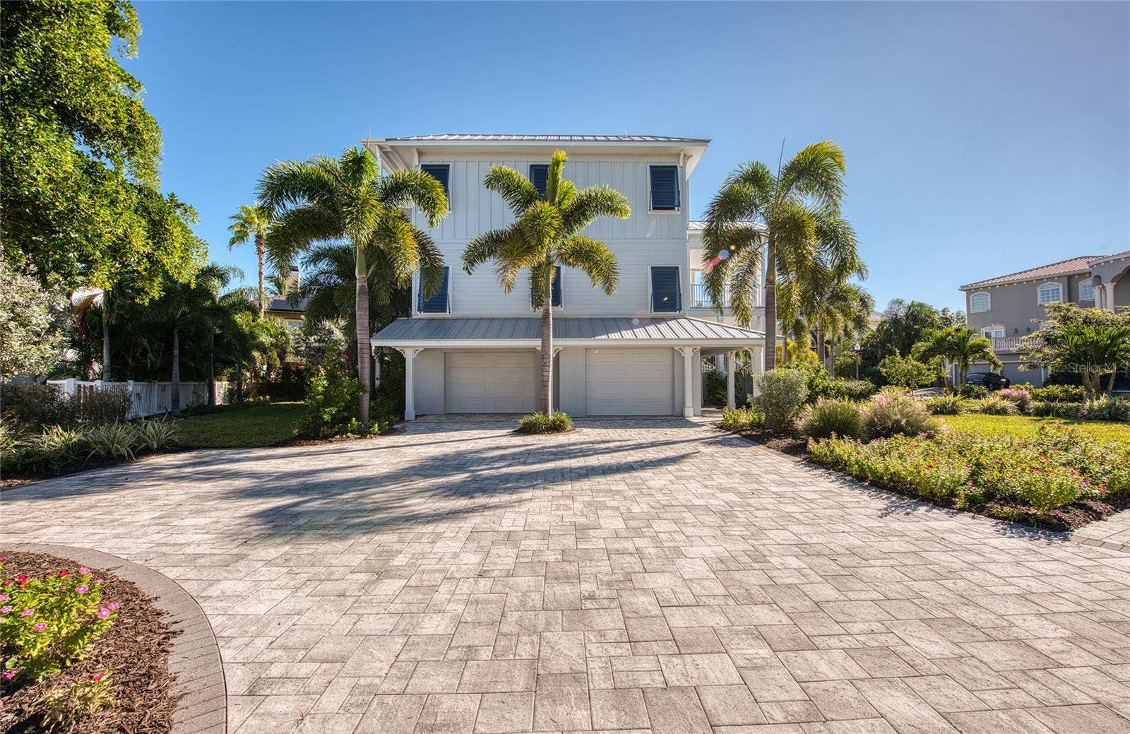 2813 KIPPS COLONY DRIVE S, Gulfport, FL 33707 2813 KIPPS COLONY DRIVE S, Gulfport, FL 33707