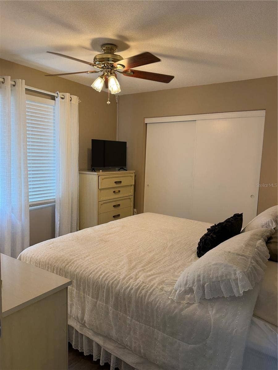 1807 UNIVERSITY PLACE, #151, Sarasota, FL 34235 1807 UNIVERSITY PLACE, #151, Sarasota, FL 34235