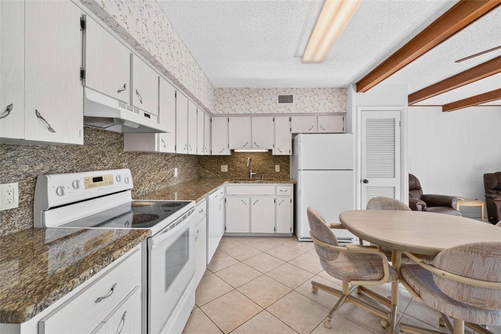 2221 SWEDISH DRIVE, #53, Clearwater, FL 33763 Newer Appliances