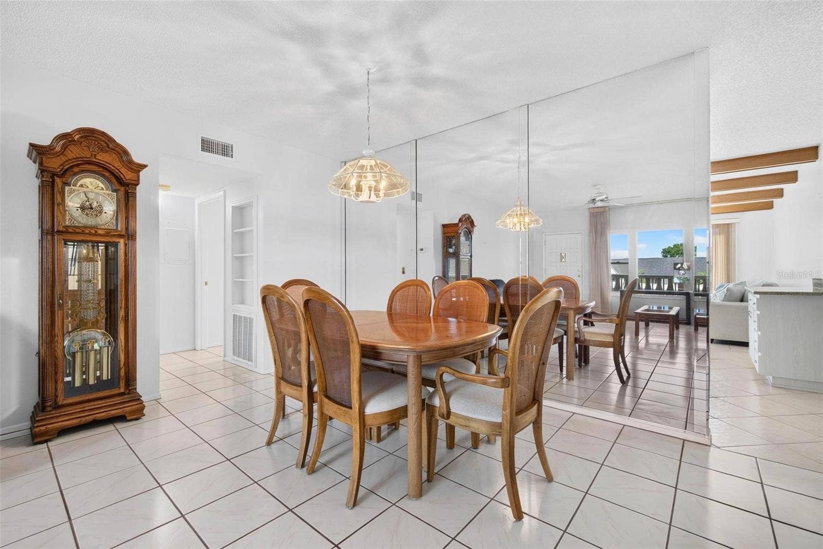 2221 SWEDISH DRIVE, #53, Clearwater, FL 33763 Dining Area