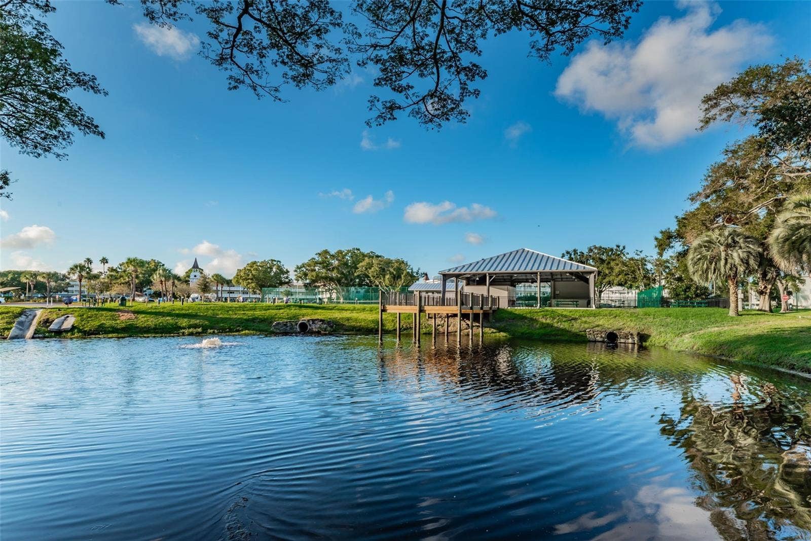 2221 SWEDISH DRIVE, #53, Clearwater, FL 33763 2221 SWEDISH DRIVE, #53, Clearwater, FL 33763