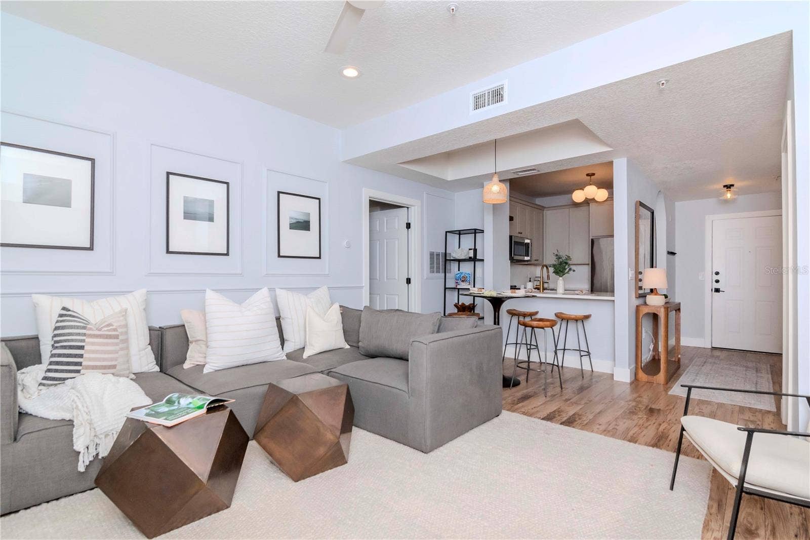Living & Dinette Areas for a Cozy, Modern Vibe