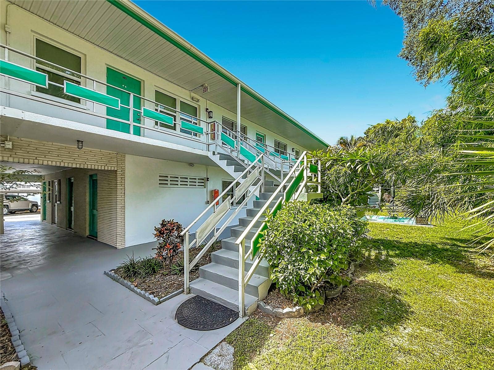 6100 21ST STREET N, #17, St Petersburg, FL 33714 6100 21ST STREET N, #17, St Petersburg, FL 33714