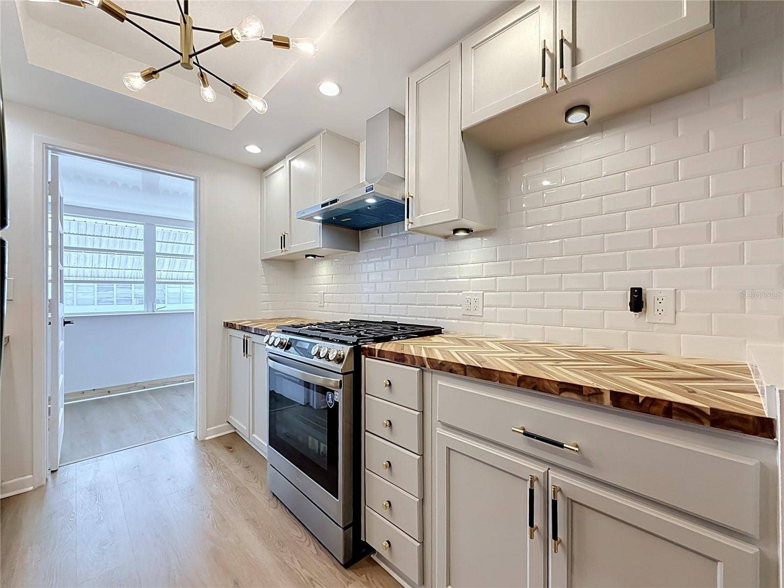 6100 21ST STREET N, #17, St Petersburg, FL 33714 6100 21ST STREET N, #17, St Petersburg, FL 33714