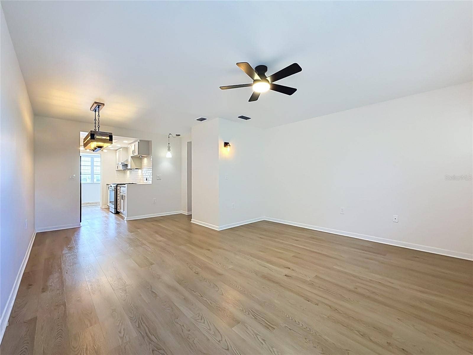 6100 21ST STREET N, #17, St Petersburg, FL 33714 6100 21ST STREET N, #17, St Petersburg, FL 33714