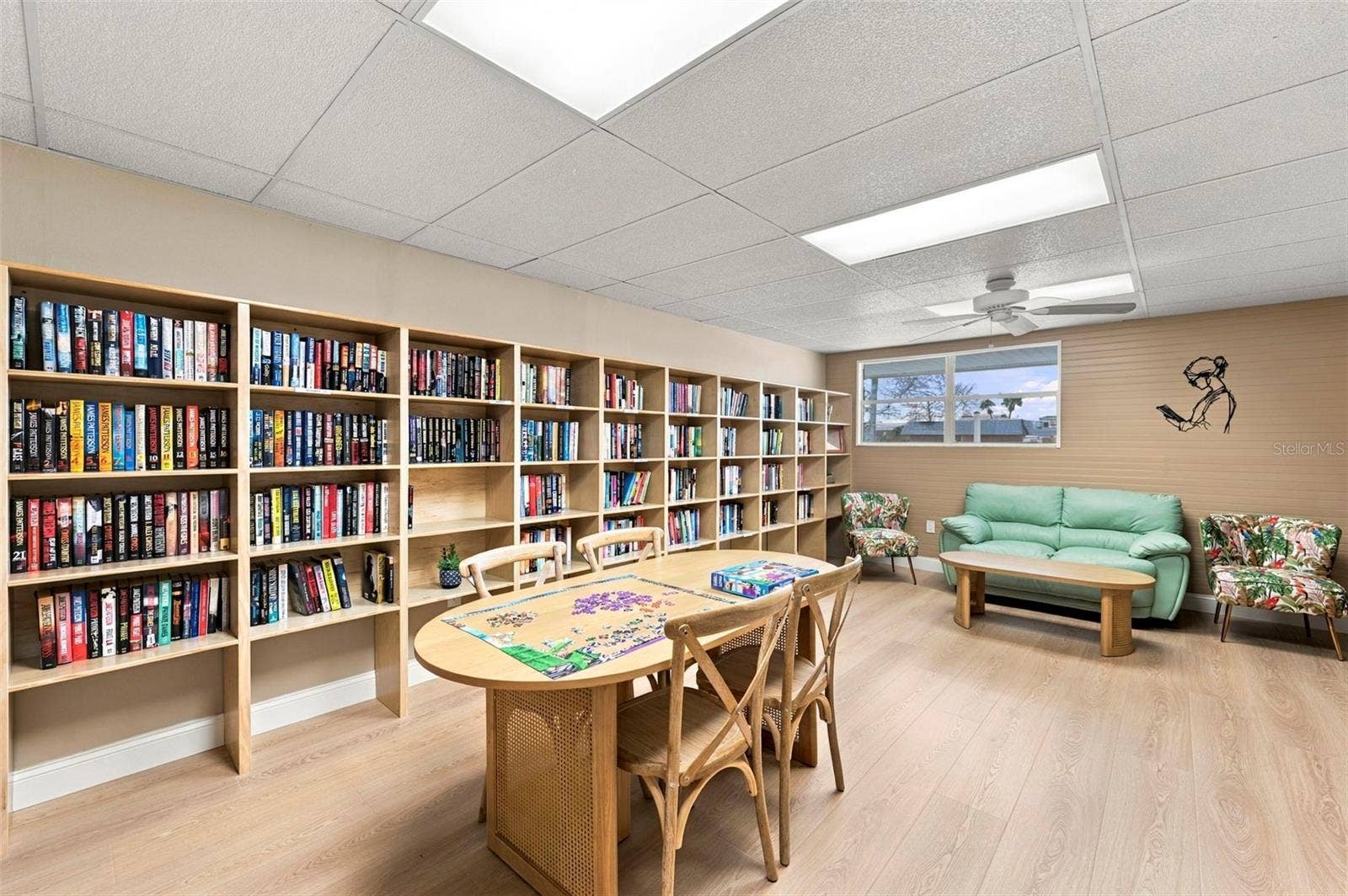 427 BOCA CIEGA POINT BOULEVARD N, St Petersburg, FL 33708 Library