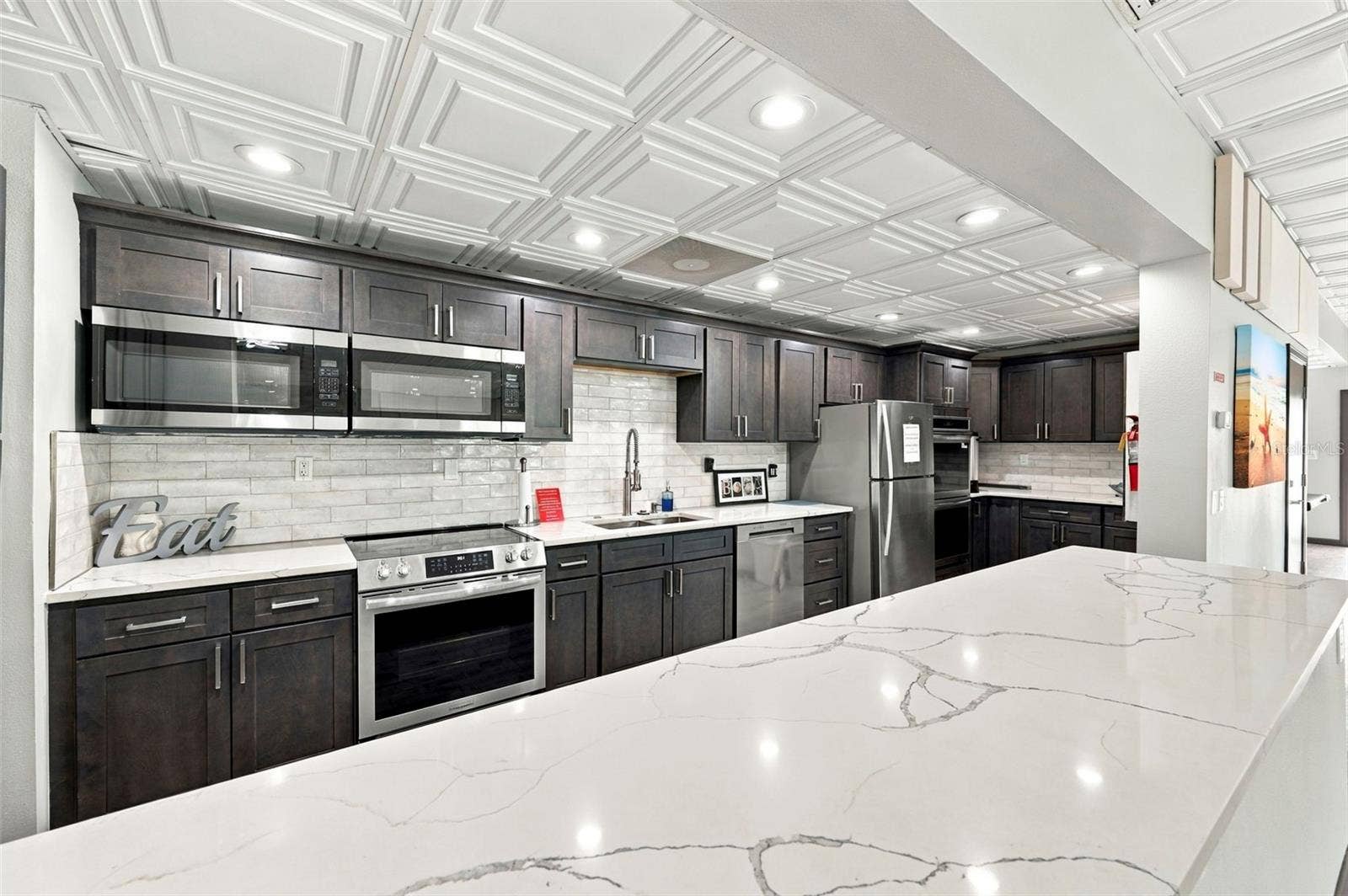 427 BOCA CIEGA POINT BOULEVARD N, St Petersburg, FL 33708 Clubhouse Kitchen