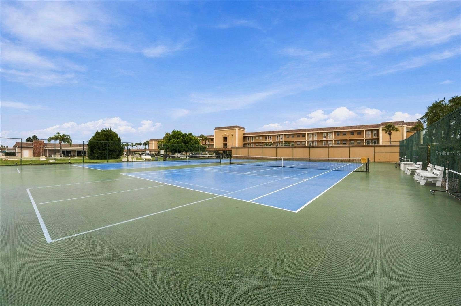 427 BOCA CIEGA POINT BOULEVARD N, St Petersburg, FL 33708 Tennis Courts