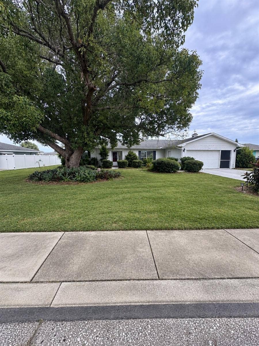 1731 COCO PALM CIRCLE, Sun City Center, FL 33573 1731 COCO PALM CIRCLE, Sun City Center, FL 33573