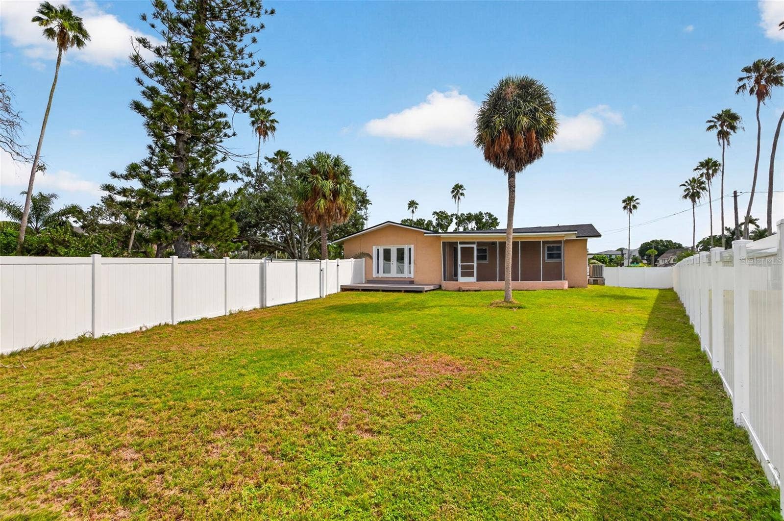 4014 ALABAMA AVENUE NE, St Petersburg, FL 33703
