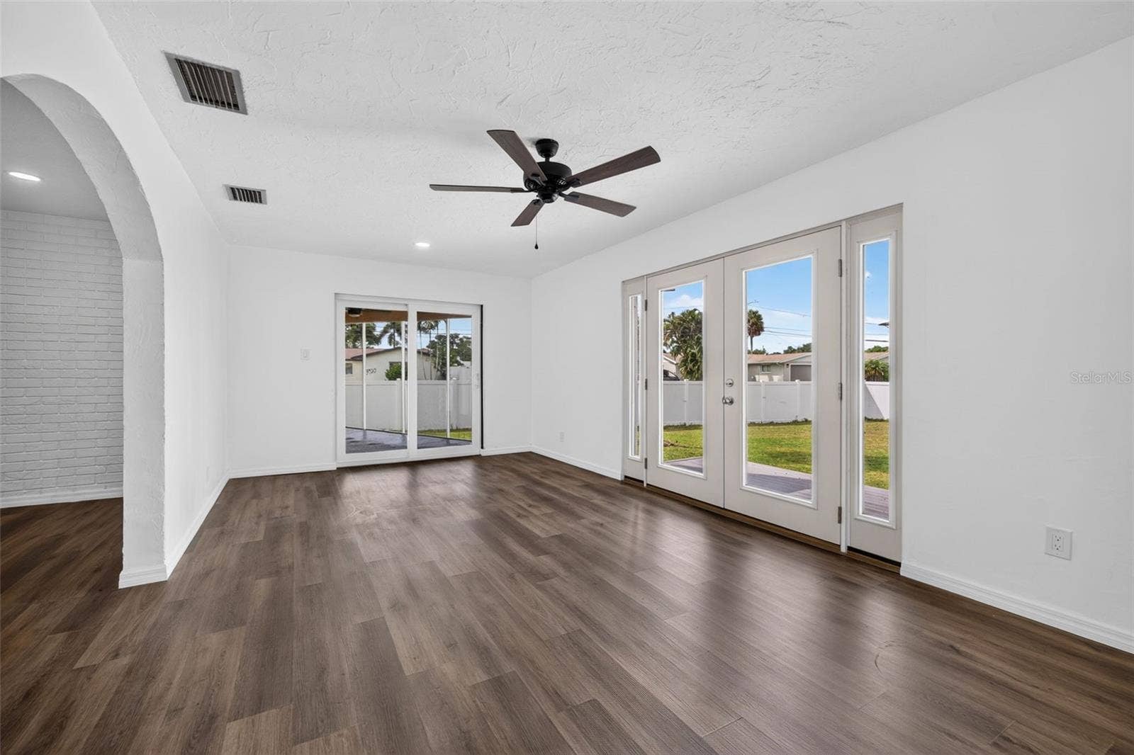 4014 ALABAMA AVENUE NE, St Petersburg, FL 33703