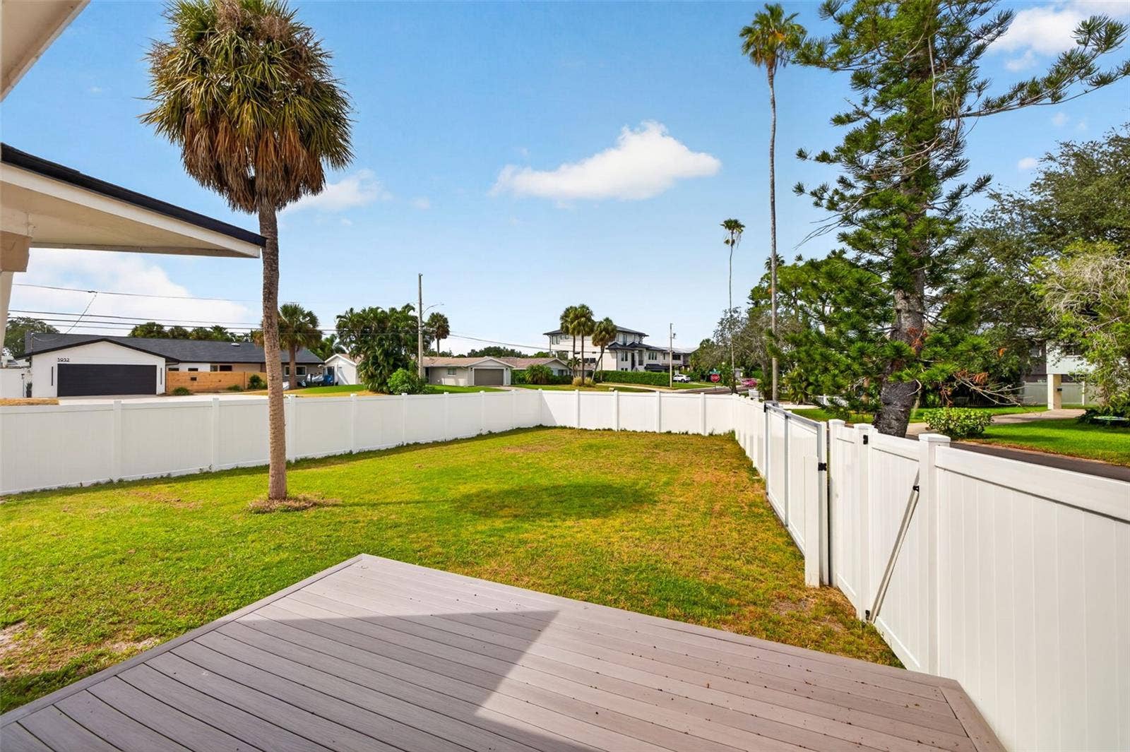 4014 ALABAMA AVENUE NE, St Petersburg, FL 33703