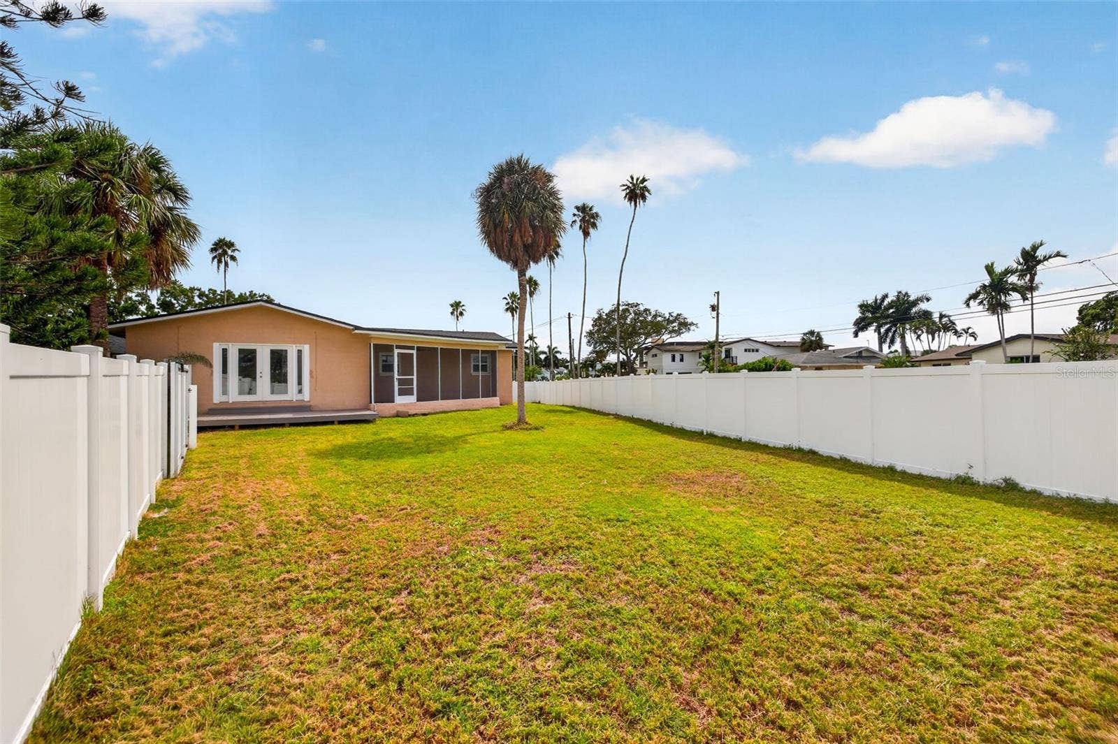 4014 ALABAMA AVENUE NE, St Petersburg, FL 33703