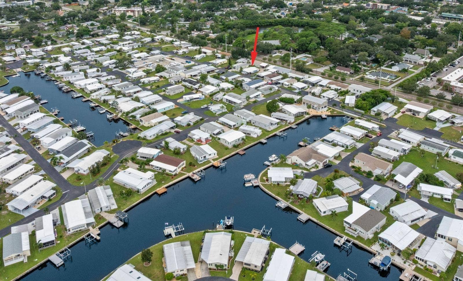 6830 AMERICANA DRIVE NE, #127, St Petersburg, FL 33702
